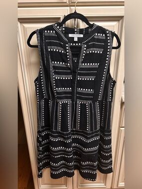 Cute Single Thread Black & White Dress Sz Medium